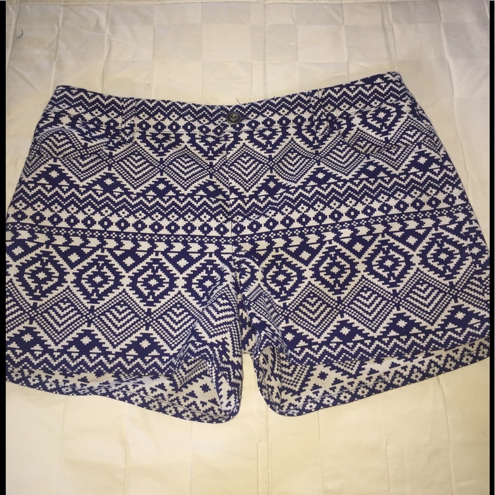 Laundry by Shelli Segal Icat shorts